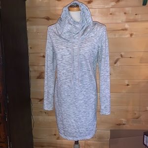 3/$15 GreenTea Small Pullover Super Soft
